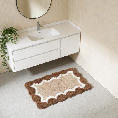 Scalloped Pink Bathroom Rugs, Cute Bath Mat Microfiber Absorbent Quick Dry Bath Mats Non Slip Shower Rug Funky Aesthetic Room Decor Entry Doormat Floor Carpet (Gray,16" x 24")