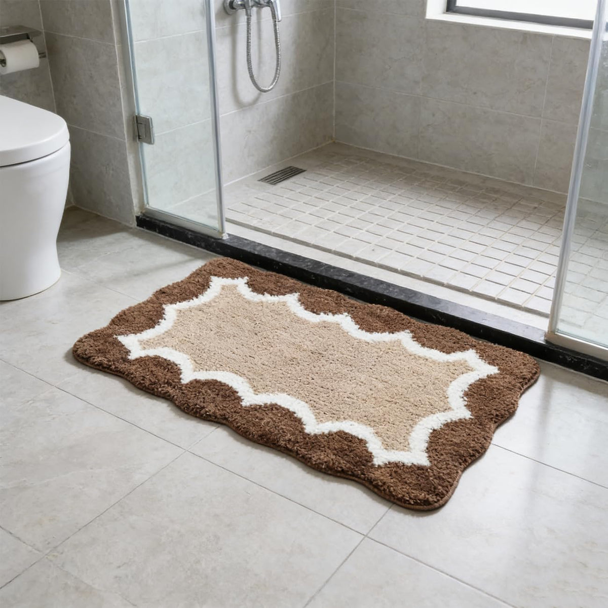 Scalloped Pink Bathroom Rugs, Cute Bath Mat Microfiber Absorbent Quick Dry Bath Mats Non Slip Shower Rug Funky Aesthetic Room Decor Entry Doormat Floor Carpet (Gray,16" x 24")