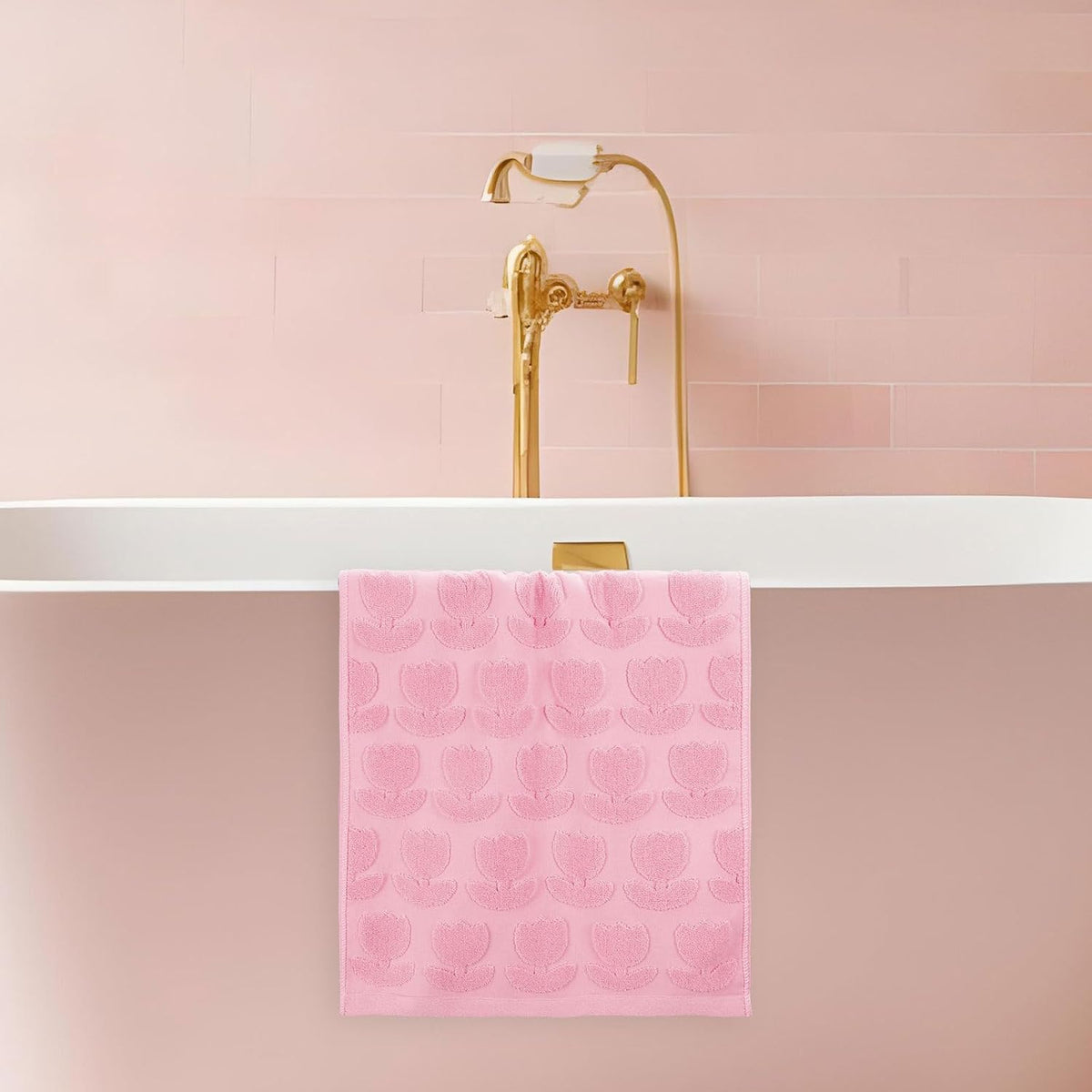 2Pcs Tulip Hand Towels Jacquard Cotton Bath Towel Spring Pink Floral Flower 3D Decorative Kitchen Dish Towel for Summer Home Bathroom Kitchen Decor Gift Set, 29.5 x 13.8 Inch