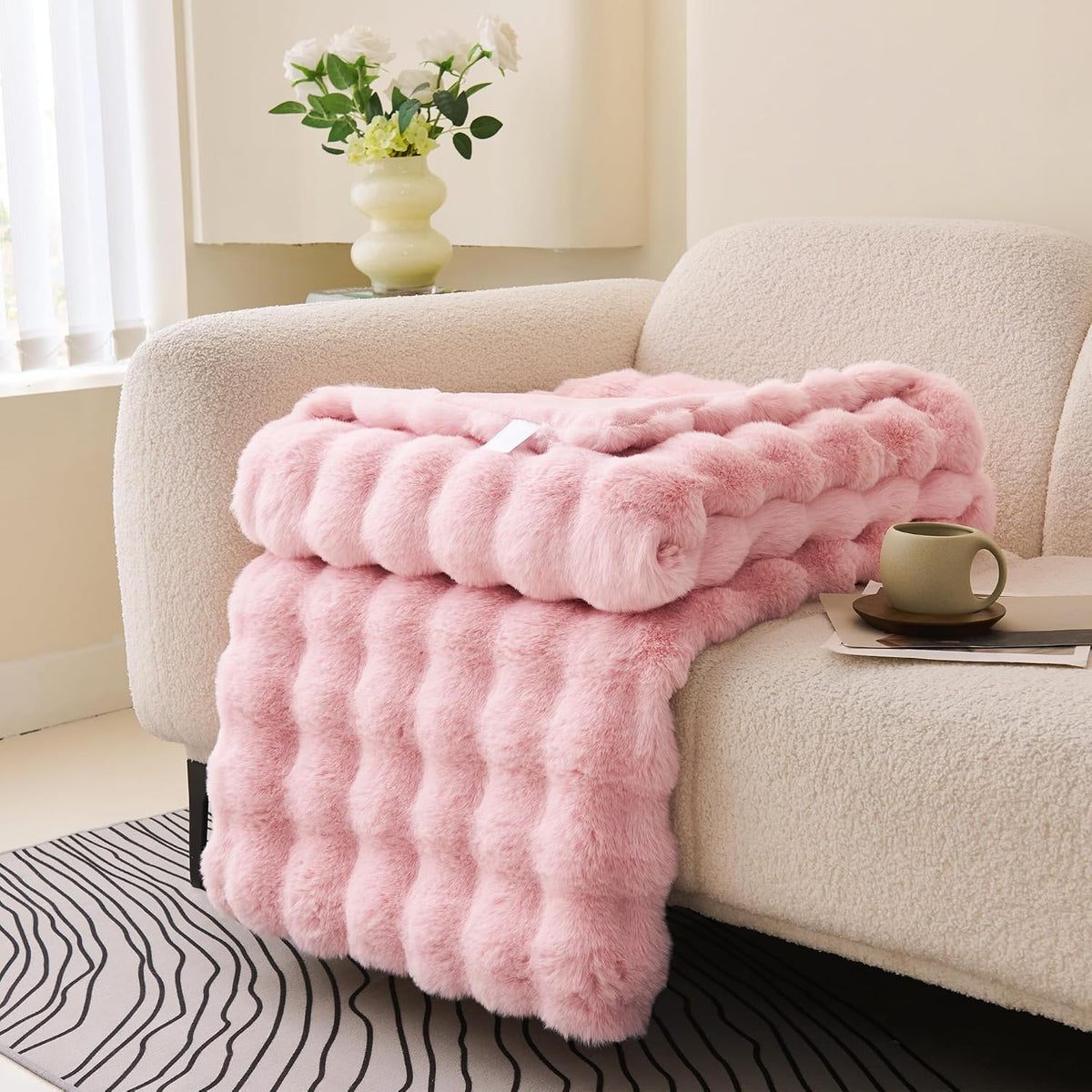 Soft Fluffy Faux Fur Throw Blanket 50"x60", Bubble Plush Texture