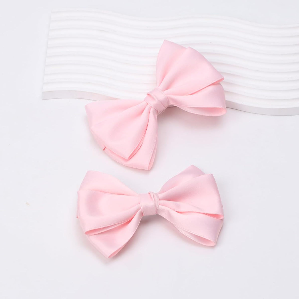 Large Big 6 Inch Hair Bows Thick Ribbon Boutique Alligator Clips Hair Accessories for Women Girls Toddlers Kids Teens 2 Pcs(Light Pink)