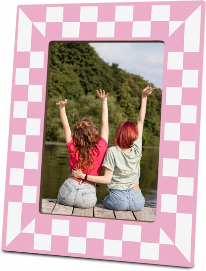 Pink Checkerboard Picture Frame 4x6, Modern Wooden Photo Frame with Stand, Aesthetic Desk Decor for Bedroom, Dorm Room & Office, Gift for Women & Girls (A01)