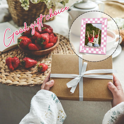 Pink Checkerboard Picture Frame 4x6, Modern Wooden Photo Frame with Stand, Aesthetic Desk Decor for Bedroom, Dorm Room & Office, Gift for Women & Girls (A01)