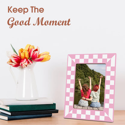 Pink Checkerboard Picture Frame 4x6, Modern Wooden Photo Frame with Stand, Aesthetic Desk Decor for Bedroom, Dorm Room & Office, Gift for Women & Girls (A01)