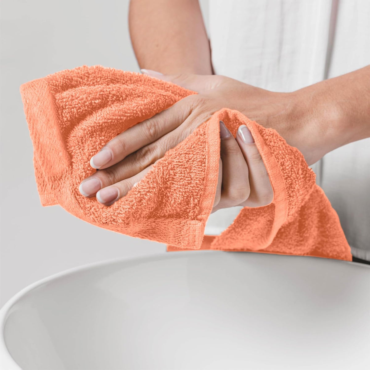 Ocean Towel Set for Bathroom 100% Luxury Cotton Bath Towels Set of 8 (2 Bath Towel and 2 Hand Towel & 4 Wash Cloth) - Peach Soft Towels Bathroom 600 GSM Double Stitched for Durability