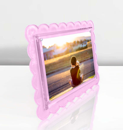 2‑Pack 5×7 Scalloped Acrylic Photo Frames – Pink Magnetic Floating Display, Dual Orientation Tabletop Frames, Modern Minimalist Gift Décor