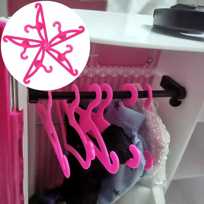 60 PCS Pink Plastic Little Hangers for Girl Doll Dress Clothes Gown Doll Clothes Accessories