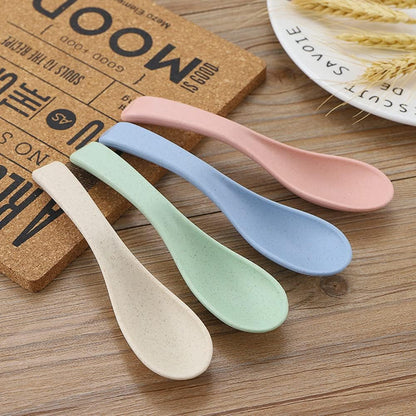 Set of 4 Wheat Straw Spoons, Reusable Soup Cereal Spoon, Unbreakable Dinner Spoon, Portable Lightweight Meal for Adults Eating, Dishwasher Safe (Pink)