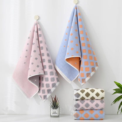 Hand Towel Set of 2 Super Soft Highly Absorbent Modern Gradient Square Pattern Design 100% Cotton Face Towels Quick Dry Hand Towels for Bathroom Decor 13 x 29 Inch(Pink & Grey)