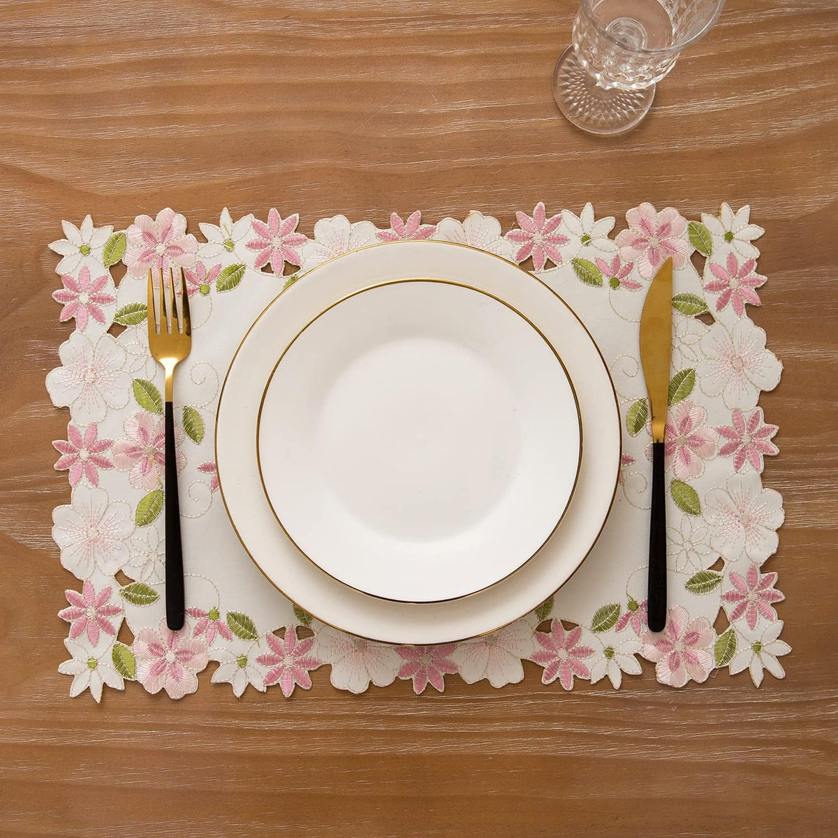 2pack Round lace Doilies,Yellow Blue Floral Cutwork Embroidered Placemats Vase Pads for Wedding Birthday Dinner Party Decor (17 * 11 inch, Pink Flower)