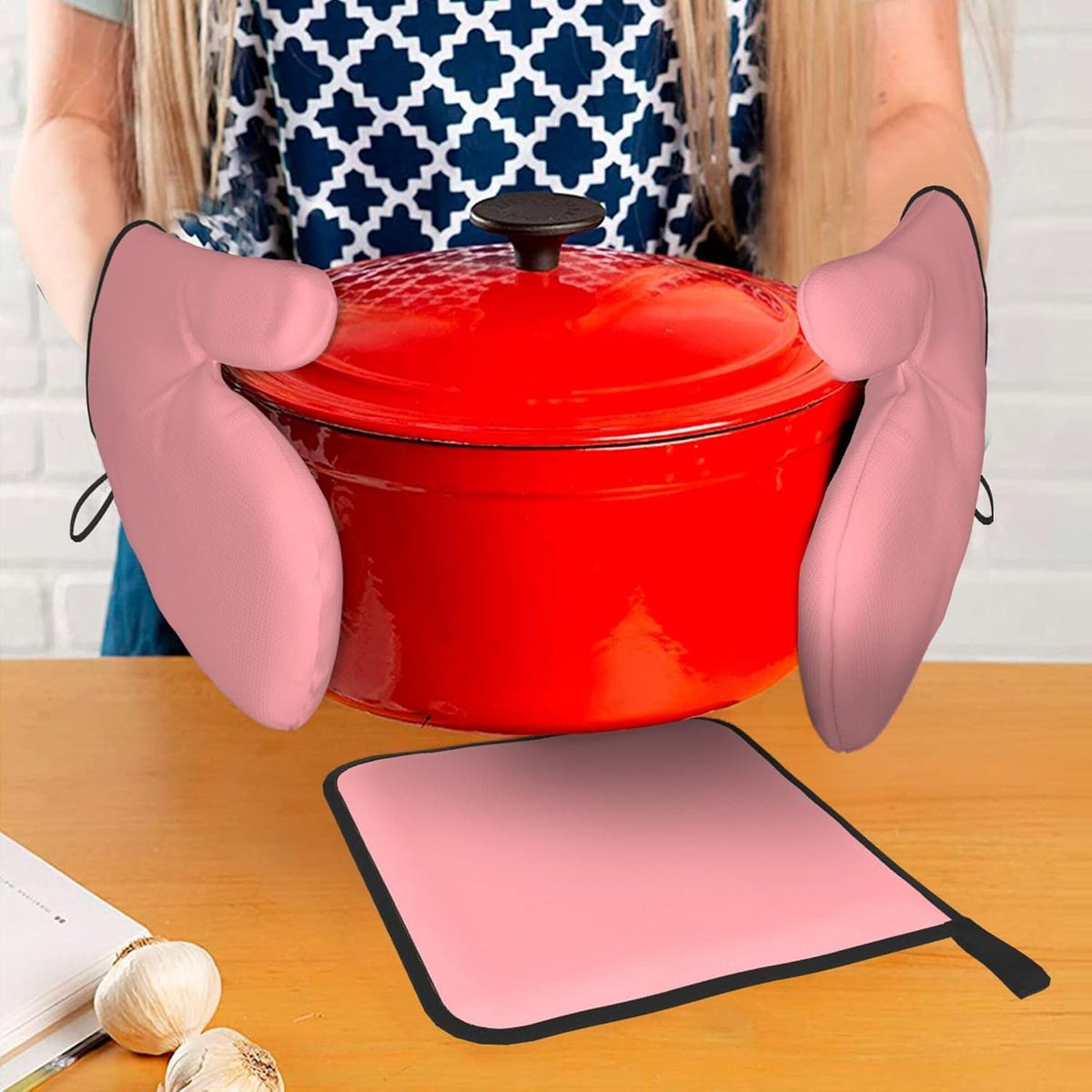 3PCS Oven Mitts and Pot Holders Sets, Solid Soft Light Pink Oven Mitts Set Heat Resistant Kitchen Microwave Gloves Safe for Baking,Cooking, BBQ