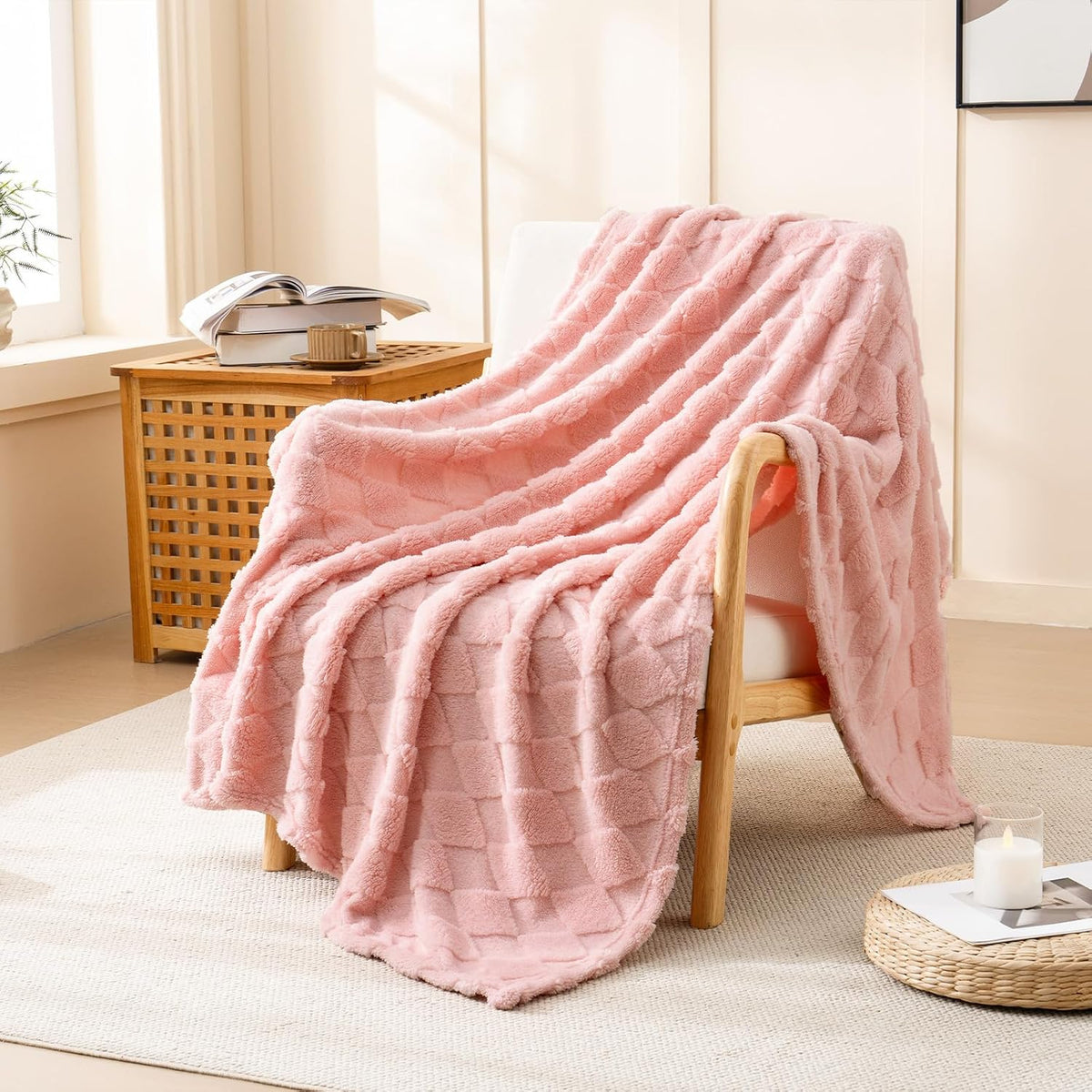 Pink Fleece Throw Blanket for Couch Sofa 50”x60” with Diamond Checkered