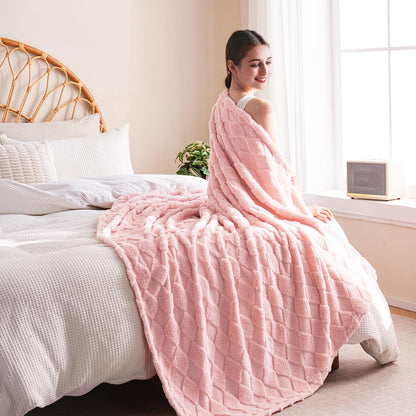 Pink Fleece Throw Blanket for Couch Sofa 50”x60” with Diamond Checkered
