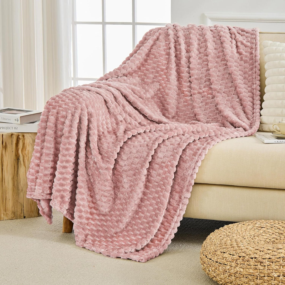 Pink Flannel Throw Blanket (50X40 inches), 300 GSM Fleece Cozy Warm Soft Lightweight Bed Sofa Blanket for Babys and Pets, Suitable for All Seasons