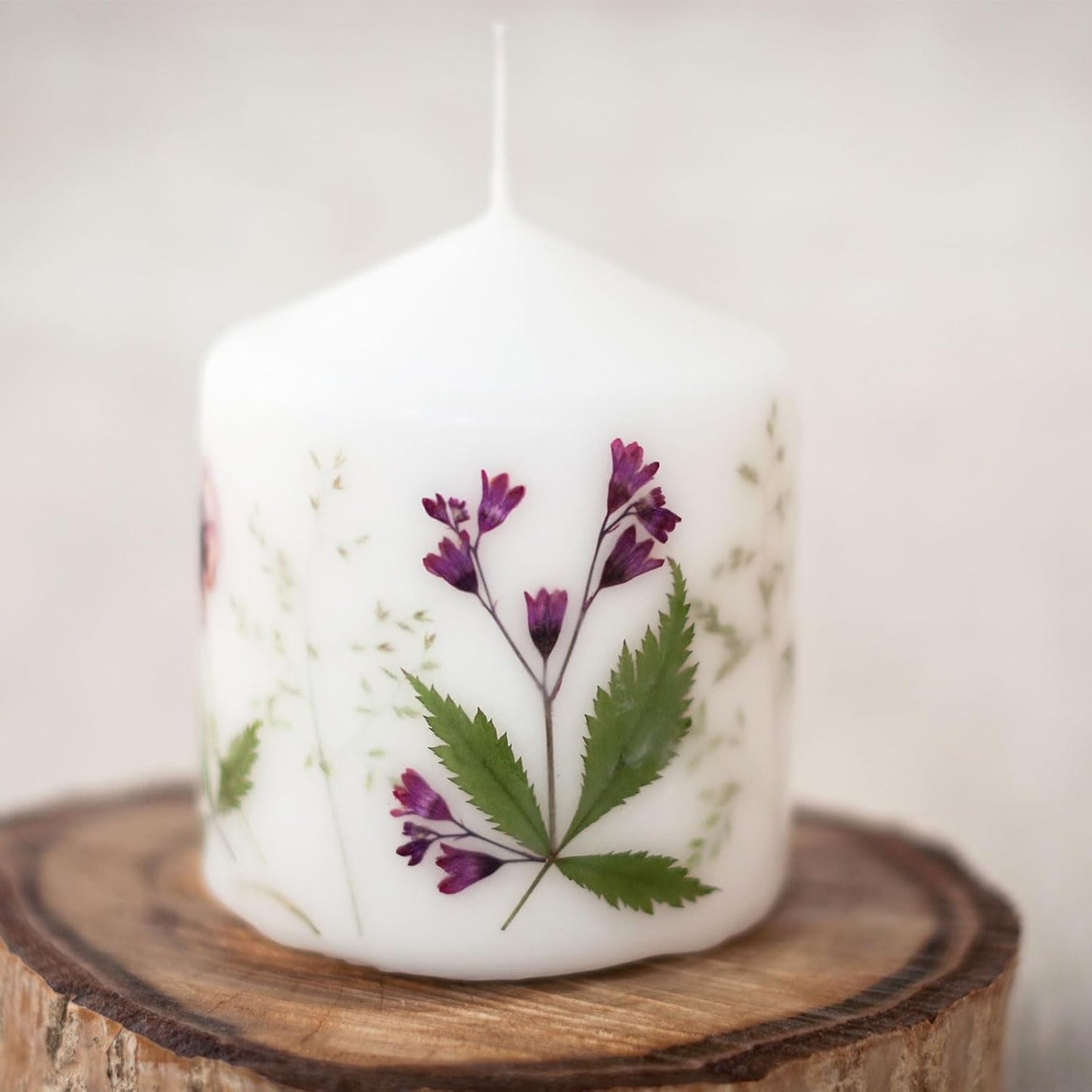 48 Pcs Dried Pressed Flower Natural Dried Daisy Flower for DIY Art Crafts House Decoration Nails Decoration,Pink