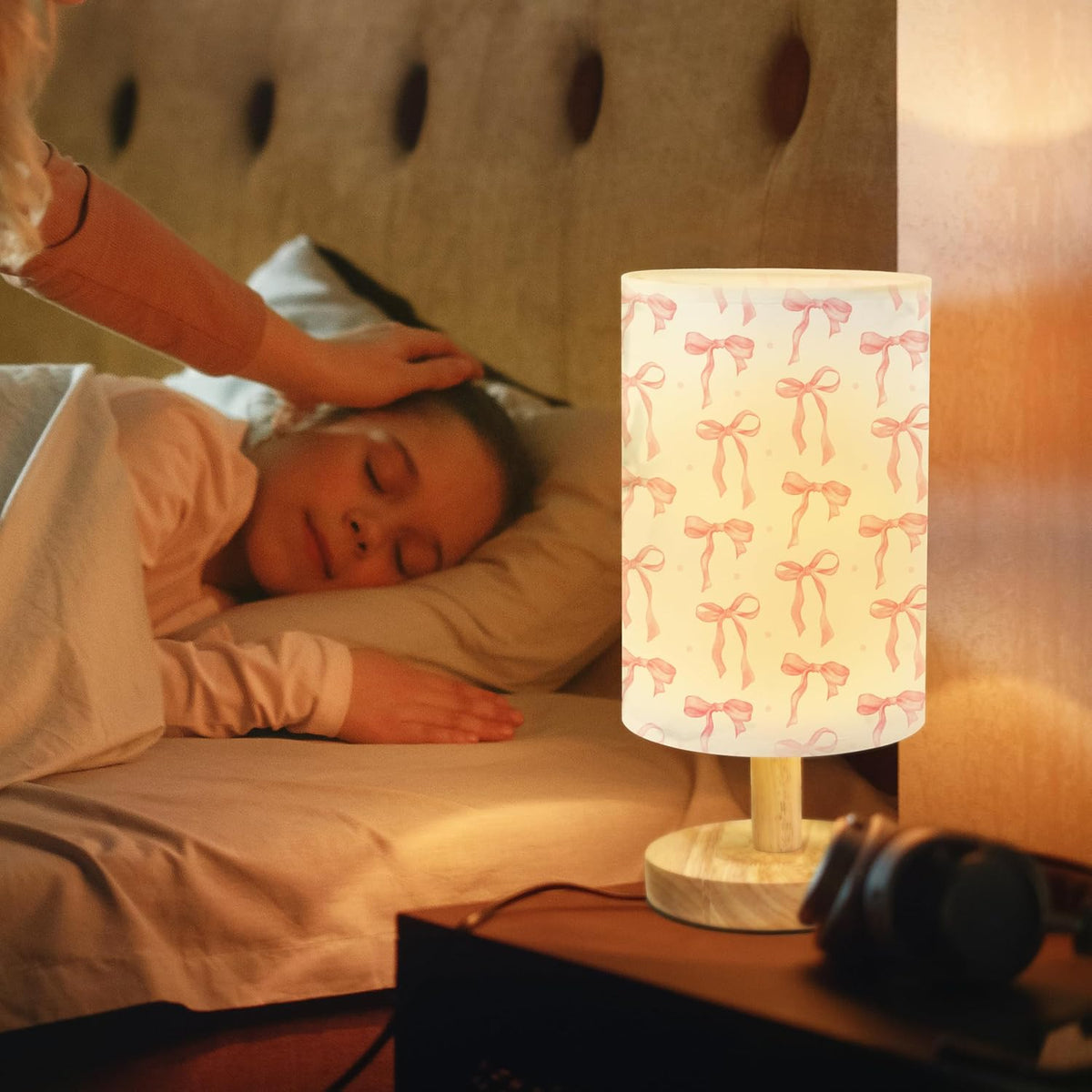 Pink Bow Kids Bedside Table Lamp for Bedroom with USB Port (Pink)