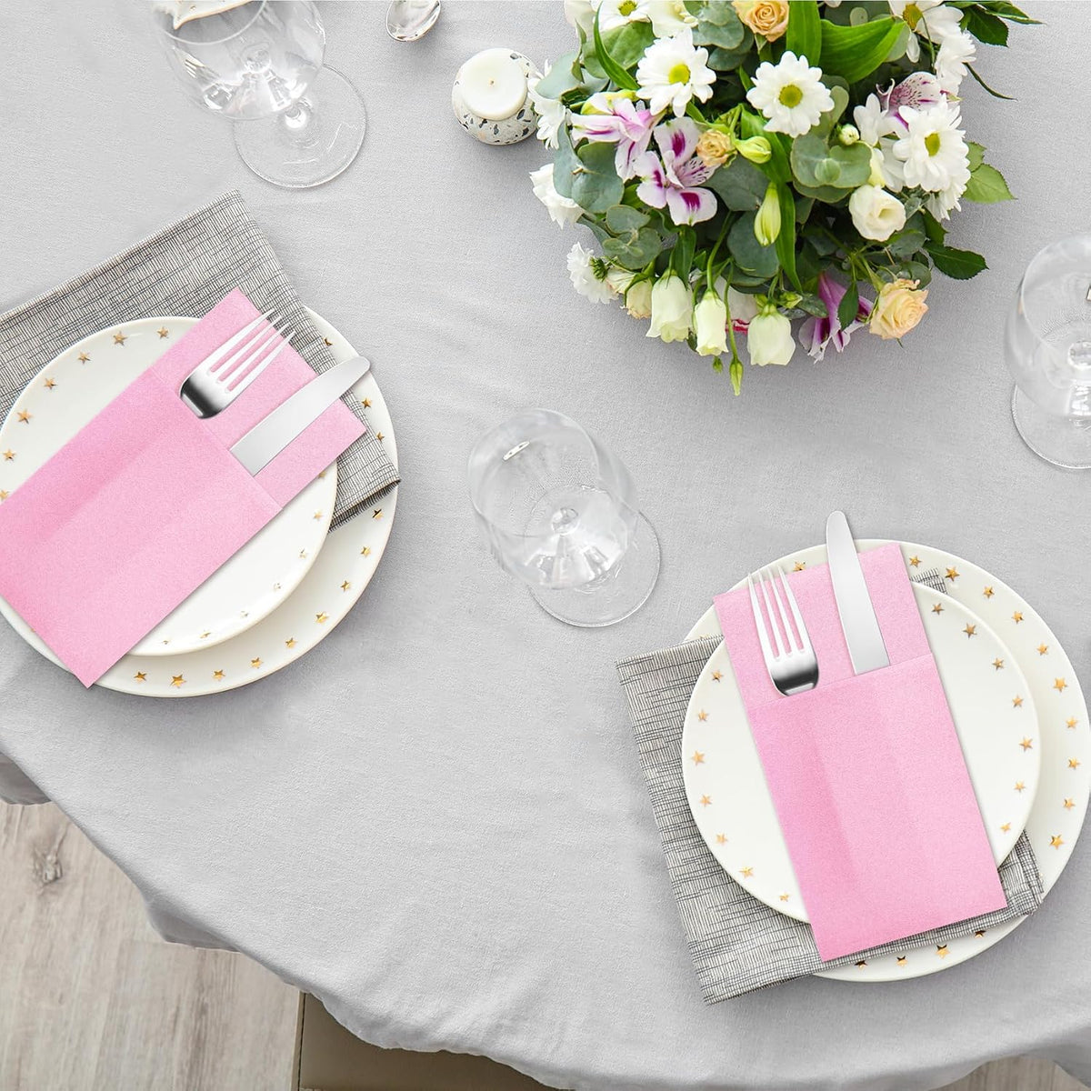 Pink Napkins Hand Towels Disposable, Linen Feel Dinner Napkins with Prefolded Built-in Flatware Pocket, Guest Paper Hand Towels For Wedding, Dinner Or Party (16x16in, 50Pack）