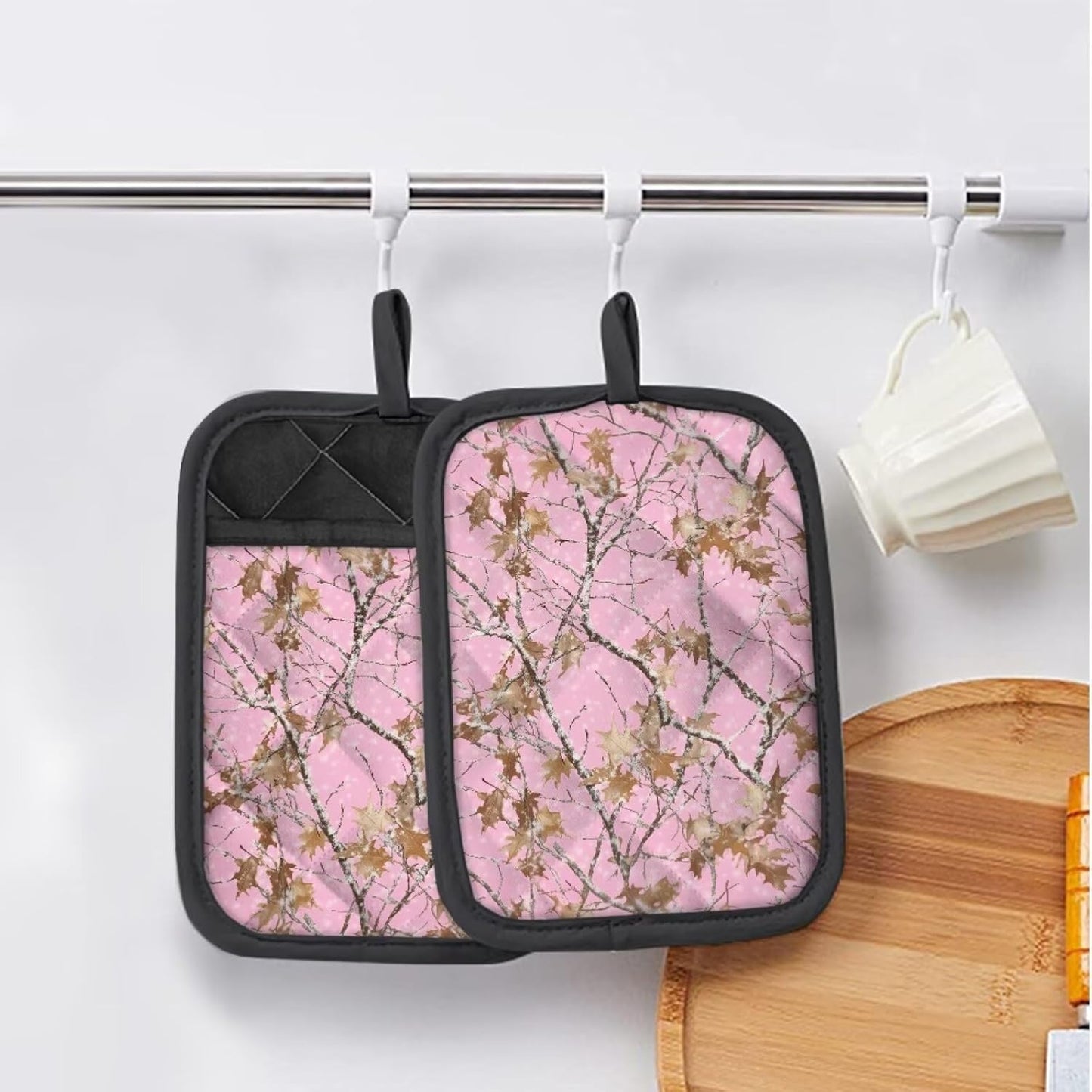 Camo Trees Pot Holders with Pocket Kitchen Heat Resistant Pink Hot Pads 2 Piece Non-Slip Potholders Oven Mitts Kitchen Gloves Cooking Bag
