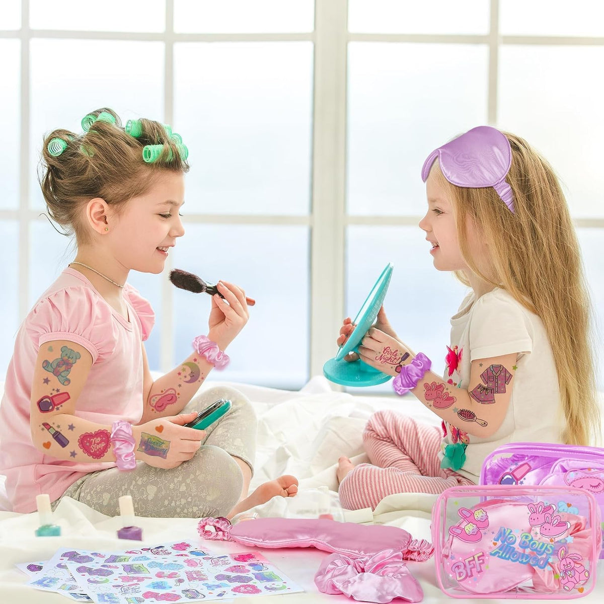 16 Pcs Spa Sleepover Party Supplies for Girls Makeup Party Favor with 4 Eye Masks 4 Stickers 4 Hair Ropes 4 Clear Cosmetic Bags for Women Slumber Spa Essentials Favors Gift (Pink and Purple)