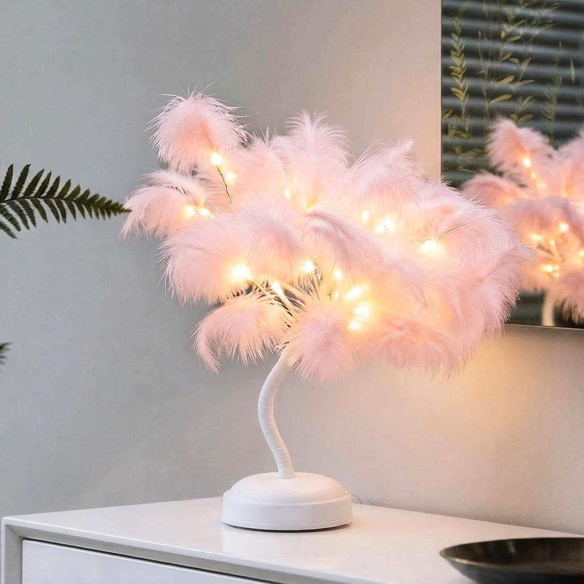LED Feather Tree Lamp, 32 Pink/White Feathers Artificial Bonsai Night Light, USB/Battery Powered Table Lamp for Bedroom Living Room, Romantic Wedding Mothers Day Decor (Pink)