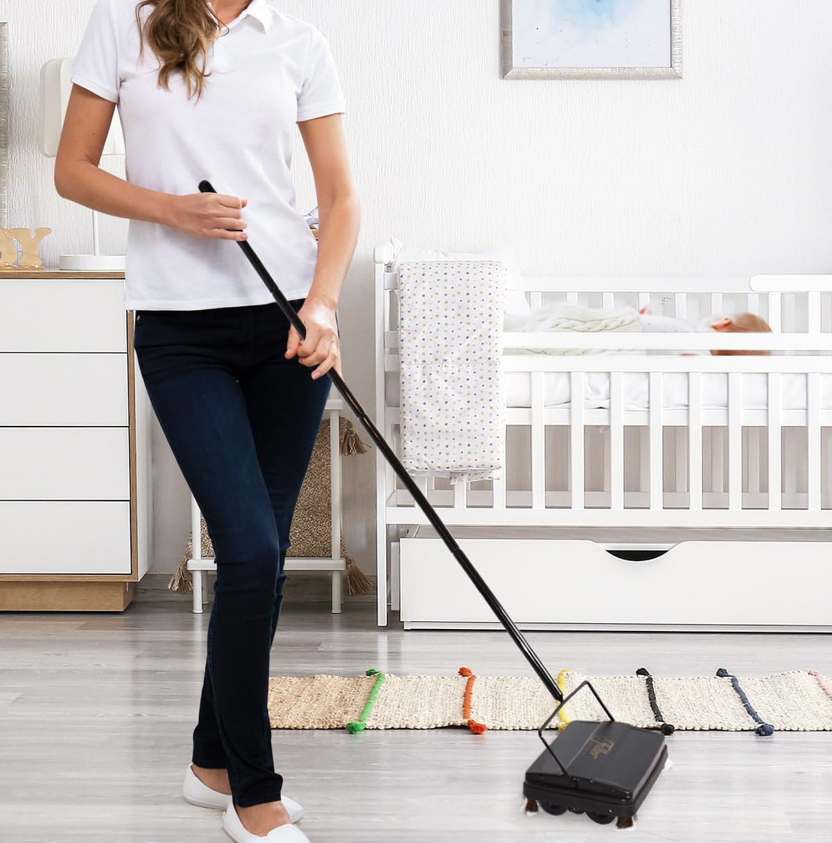 17072 Electrostatic Carpet & Floor Sweeper - 9" Cleaning Path - Lightweight - Ideal for Crumby Messes - Works On Carpets & Hard Floor Surfaces - Pretty Pink