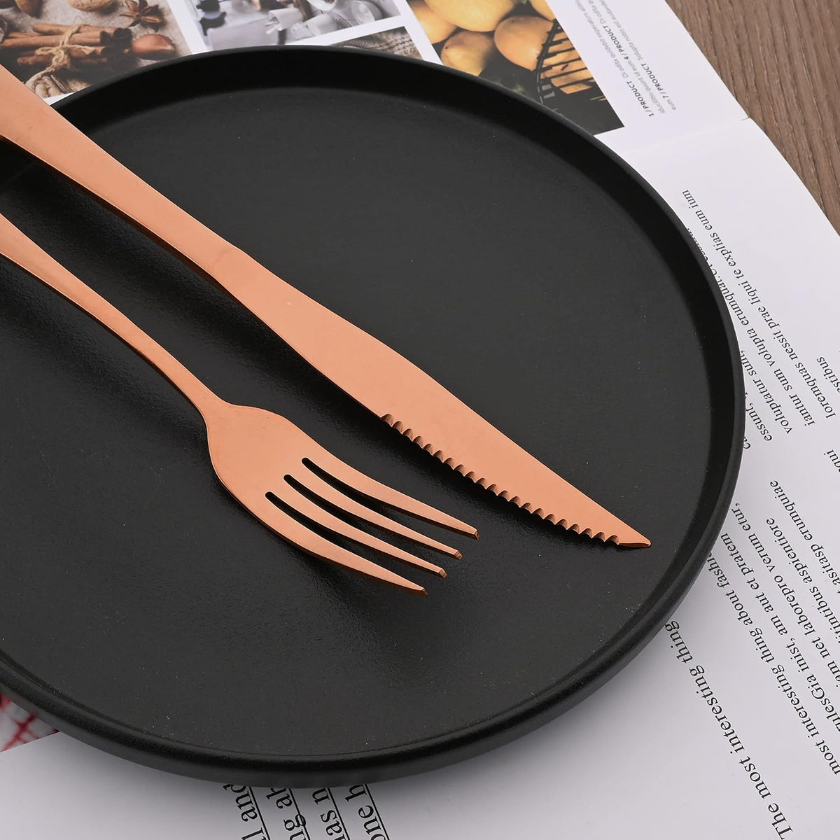 Rose Gold Steak Knives Set of 10, Mirror Polished Stainless Steel Kitchen Cutlery Set, Dinner Knives Set for Steak Dessert, Straight Edge Serrated Knives Set, Dishwasher safe