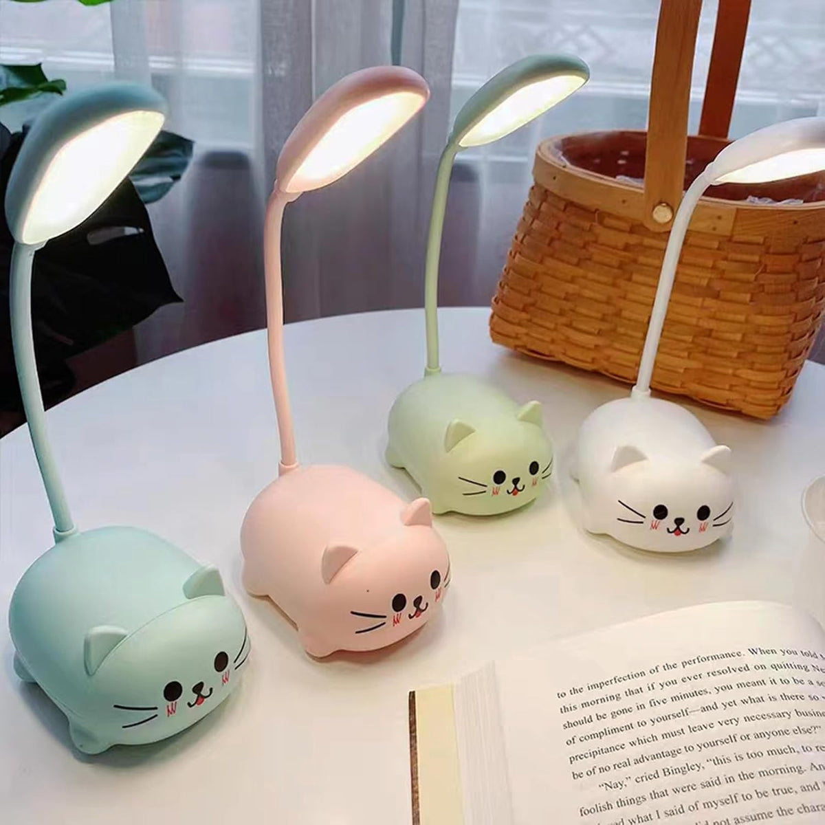 LED Desk Lamp，Mini Cat Night Light, Portable LED Table Light, Cute Foldable USB Rechargeable Reading Light Bedroom Children's Bedside Study (Pink)