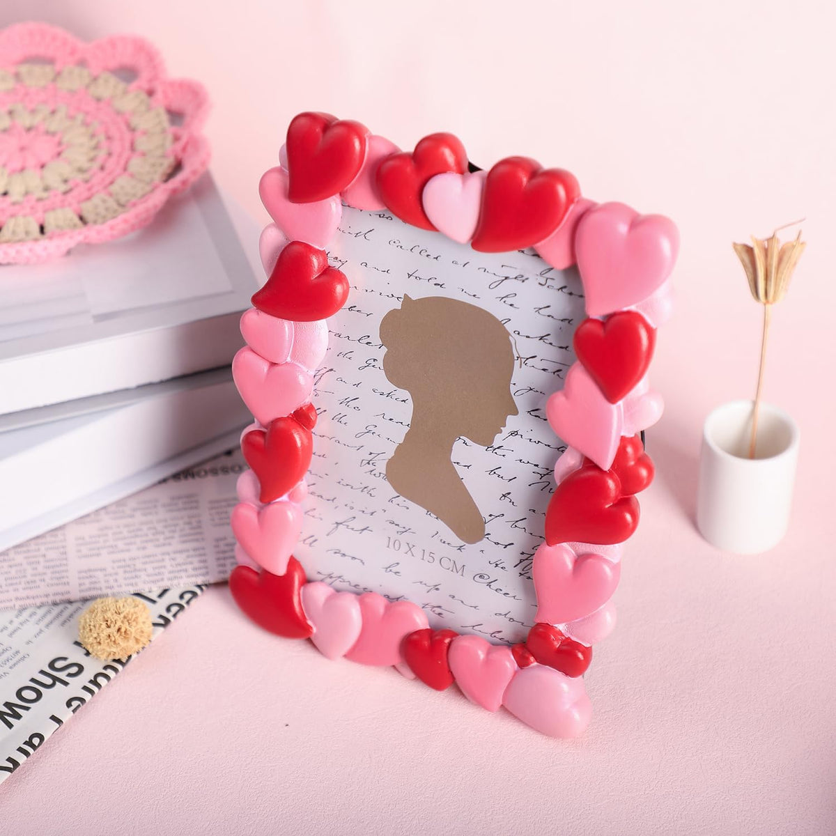 3D Embossed Red Pink Heart Pattern Resin Card Frame Photo Photo Display Frame Picture Frame for Desktop Table Top Display for Lover Valentine, 4 by 6 Inches