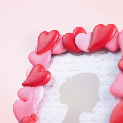 3D Embossed Red Pink Heart Pattern Resin Card Frame Photo Photo Display Frame Picture Frame for Desktop Table Top Display for Lover Valentine, 4 by 6 Inches