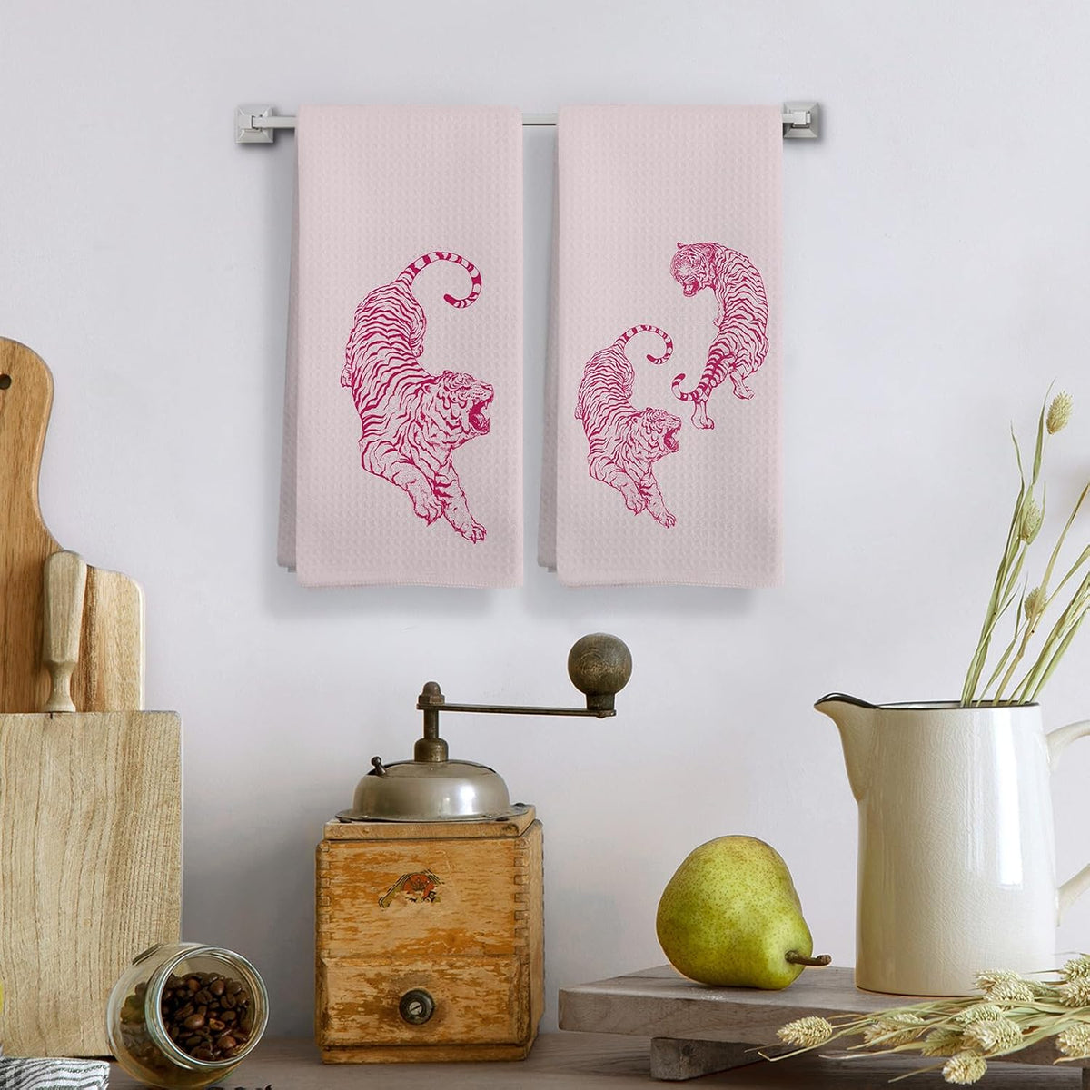 Preppy Pink Tiger Kitchen Towels, Coquette Trendy Tigers Kitchen Towels Decorative Set of 2, Preppy Room Decor, Tiger Decor, Retro Western Tiger Hand Dish Tea Towels for College Dorm 16X24In
