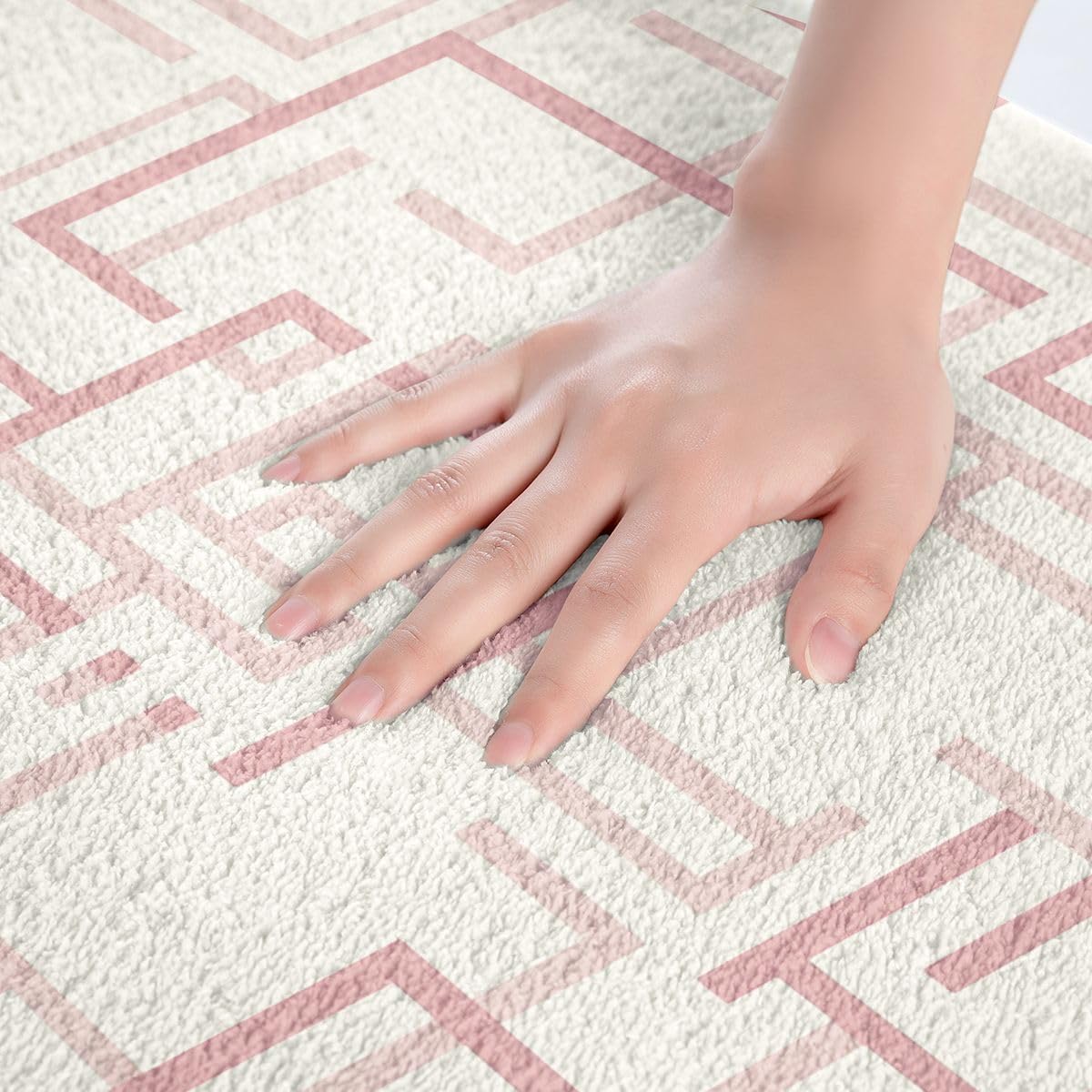 Pink Bathroom Rugs Stripes Bath Mats Microfiber Geometric Bathroom Accessories Luxury Floor Doormats Non-Slip 16"x24" Soft