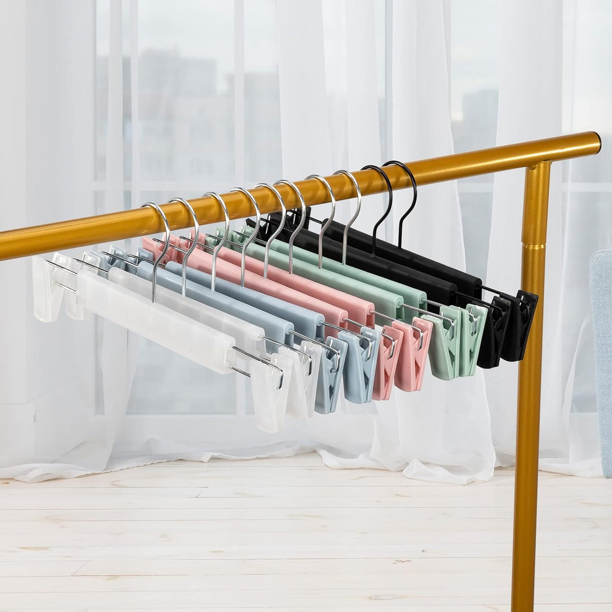 Pants Hangers with Clips, Skirt Hangers, 20 Pack, Pink