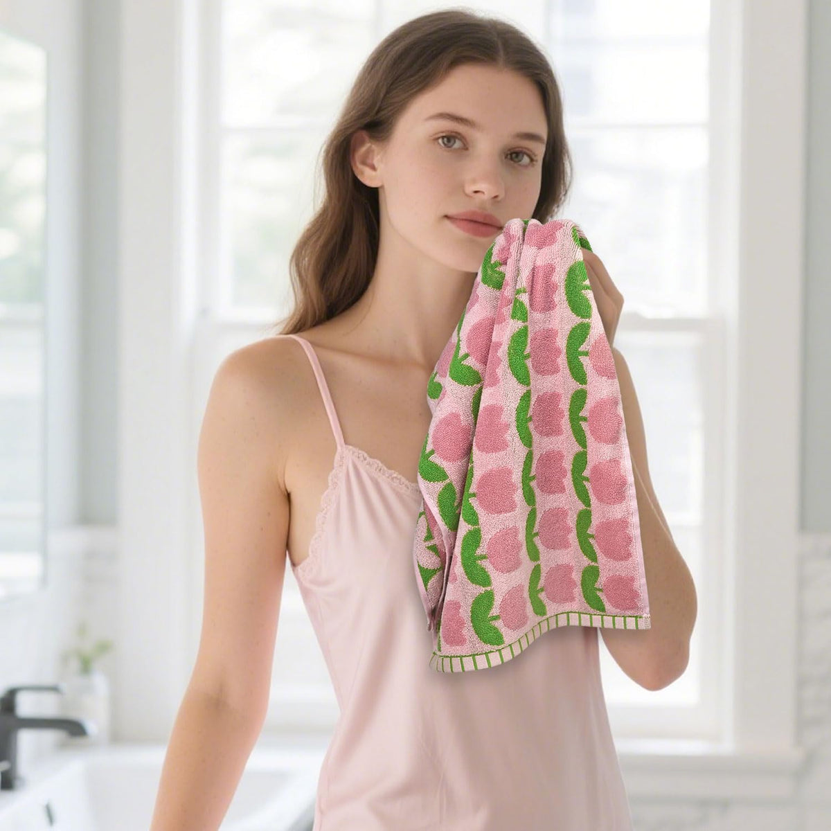 4-Piece Hand Towels with Pink Tulips Pattern, Cotton