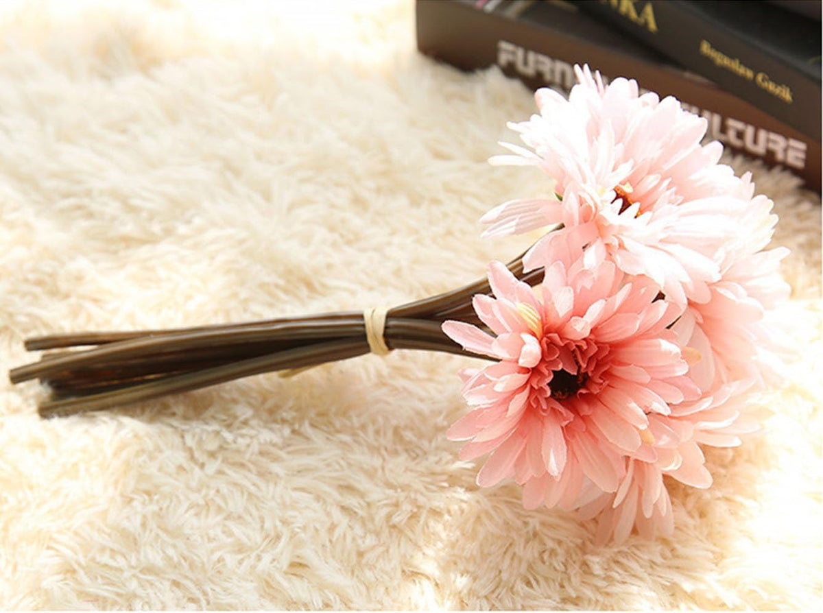 Artificial Gerbera Flower Artificial Daisy Flowers Bride Bridesmaid Holding Flowers 7 Stems Silk Daisies Flower Wedding Bouquet Living Room Office Party Garden DIY Decoration Pink