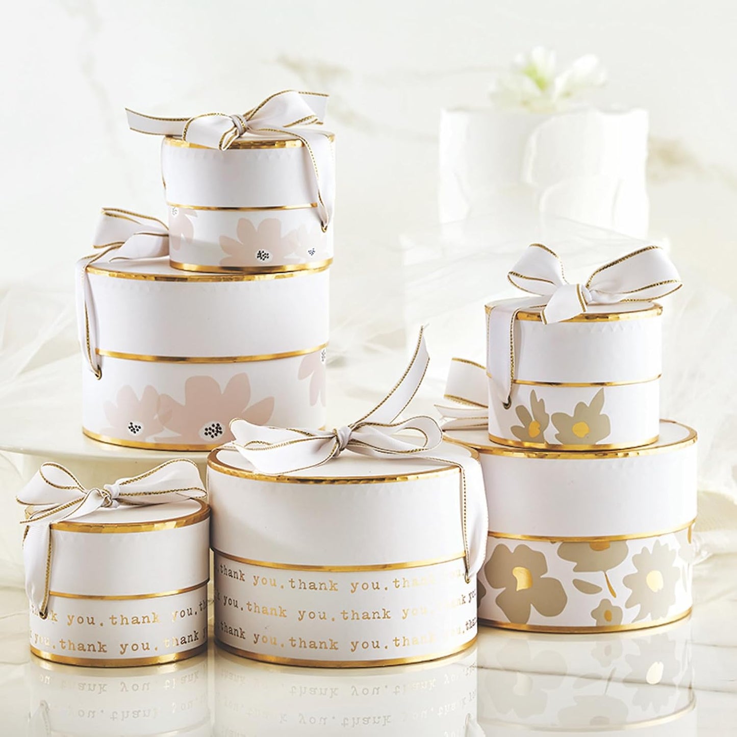 Gift Wrap Co. Nested Gift Box 2-Piece Set Round Designer Boxes with Lids, Large and Small, Pink Floral