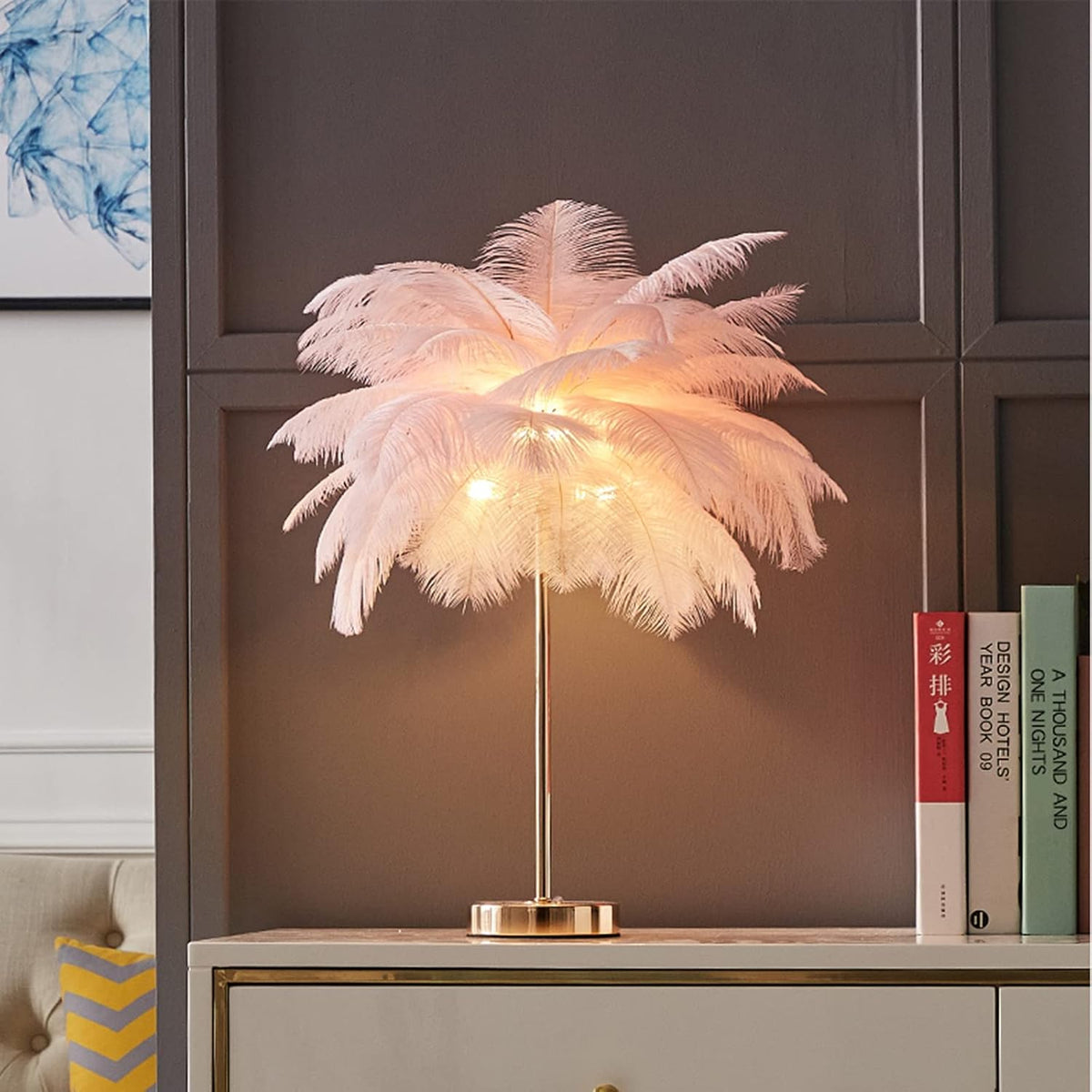 Nordic Luxury Feather Table Lamp Bedside Living Room Desk Table Lights Indoor Lighting Ostrich Feather Stand Light Night Light 3 Level Brightness for Bedrooms Study Rooms Living Rooms (Pink)