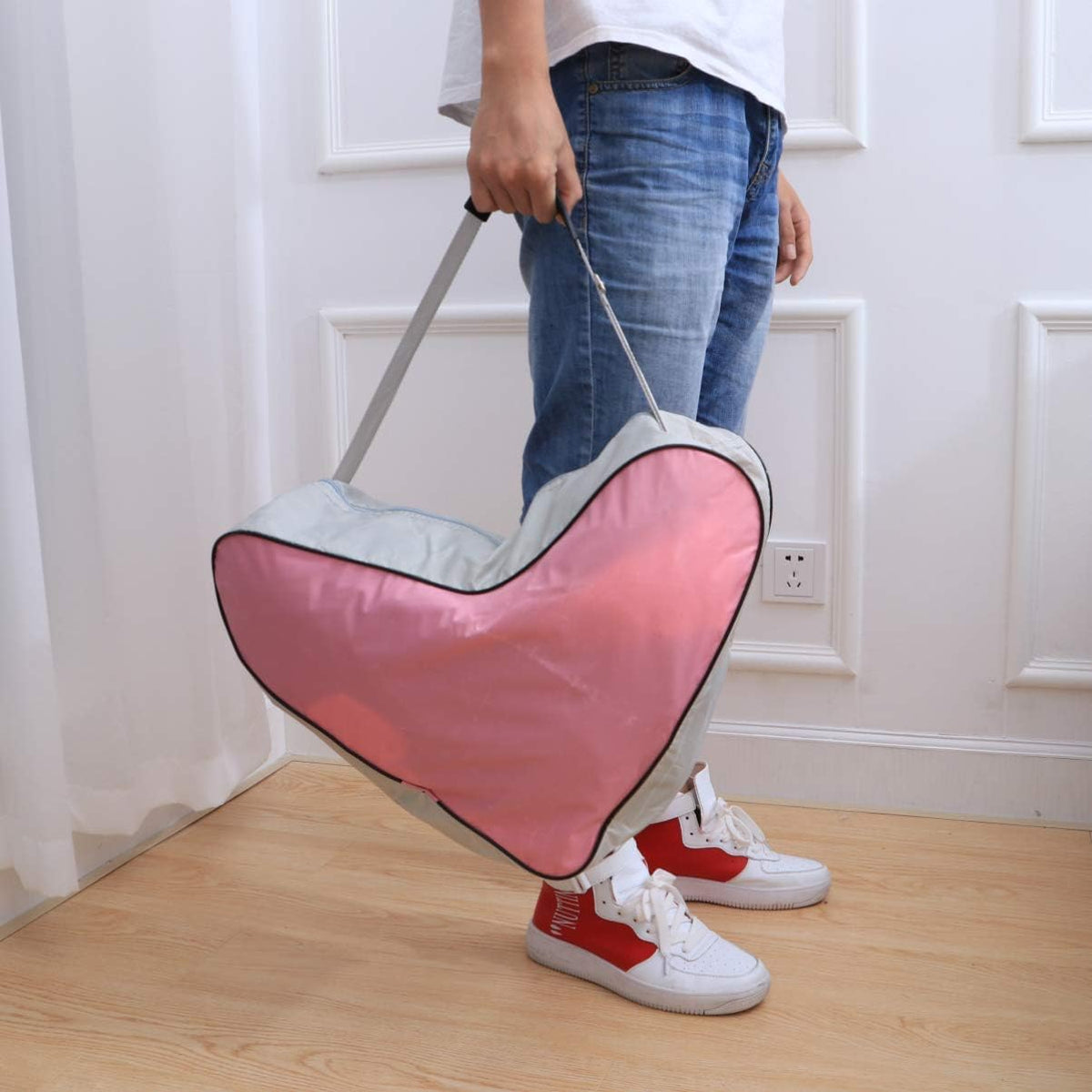 Roller Skate Bag Ice Skating Bag Triangular Tote Skating Triangle Adjustable Shoulder Strap for Roller Skates Inline for Women Girls (Pink)