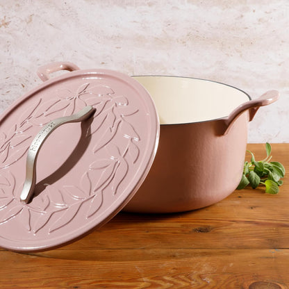 7 Qt Cast Iron Dutch Oven W/Embossed Lid, European Enamel, & Walnut Wood Trivet - Orchid Pink