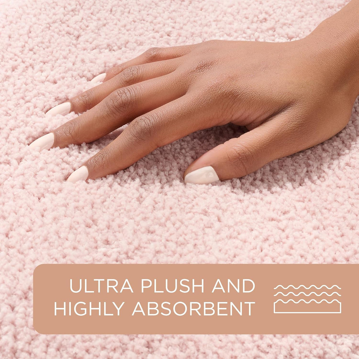 Ultra Plush Solid Tufted Toilet Lid Cover, Soft and Absorbent, Non-Slip Cover, Machine Washable, Blush, 18"x19"