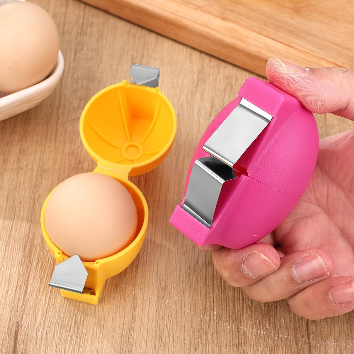 egg shell opener egg opener tool for Raw and Hard Boiled Eggs,Upgraded Stainless Steel Eggshell Breaker Egg Shell Cutter,Quickly Cutting Off Cooked Egg Kitchen Gadgets (1 PCS) (pink)