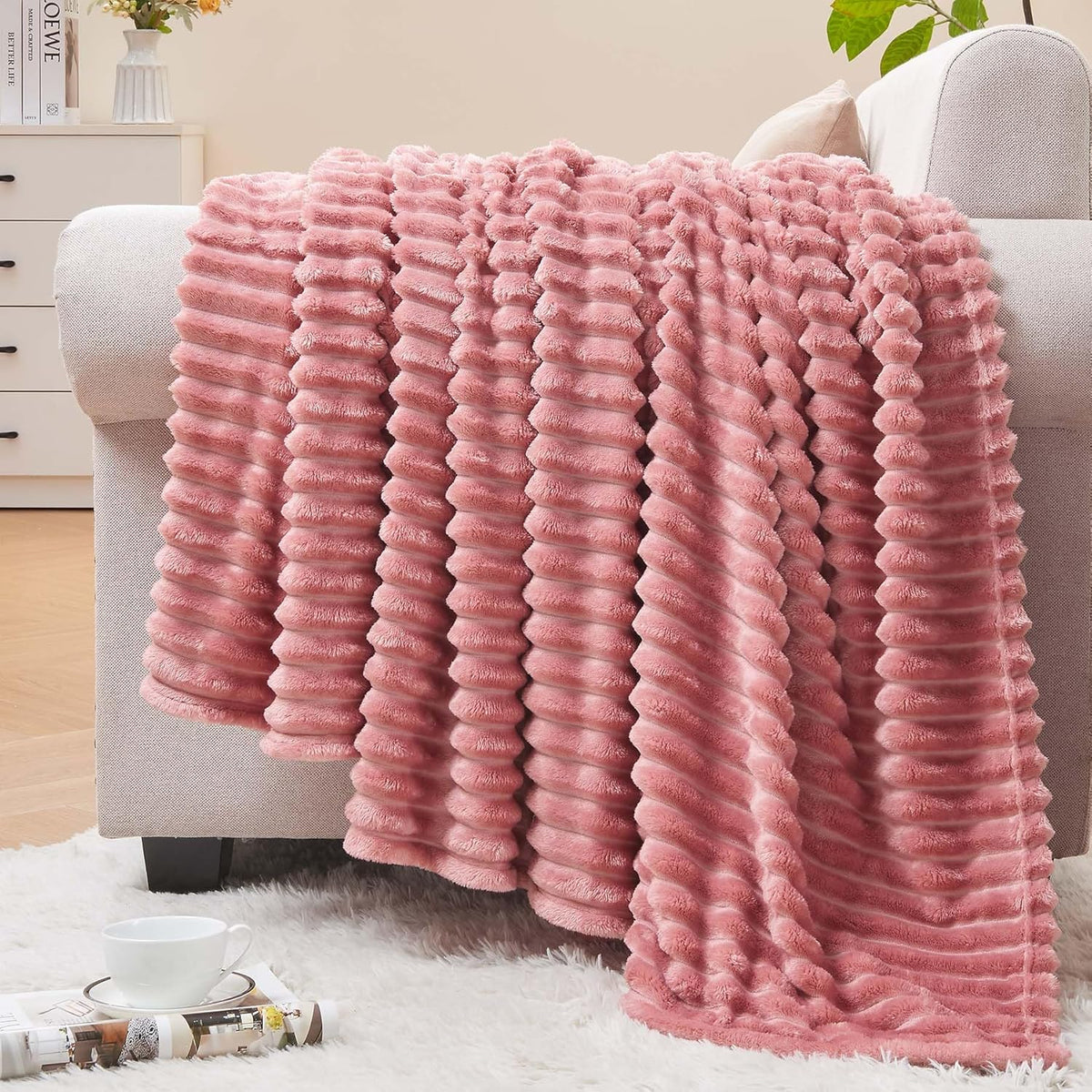 3D Ribbed Jacquard Pink Fleece Throw Blanket for Couch, 50x60 Inch