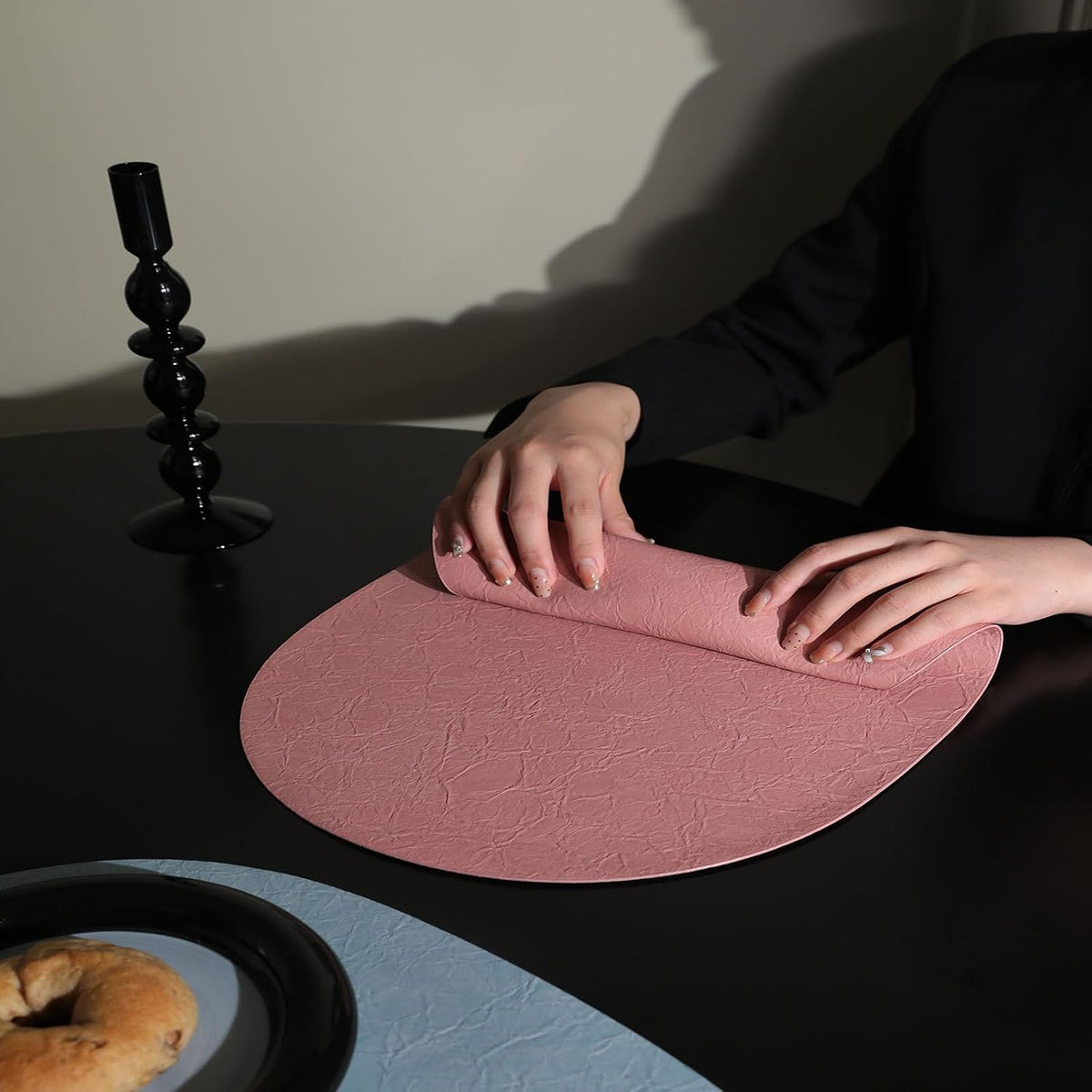 Reversible Oval Placemats Set of 4, Heat Resistant Non Slip Table Mat