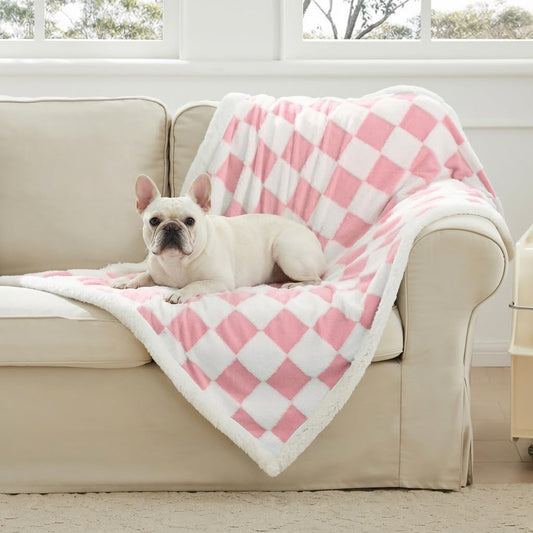 Checkered Dog Blanket, Pink Jacquard Sherpa Blankets for Small Dog and Cats, Cute Aesthetic Style Fluffy Fleece Pets Blanket for Couch Protection Washable, 25"x35"