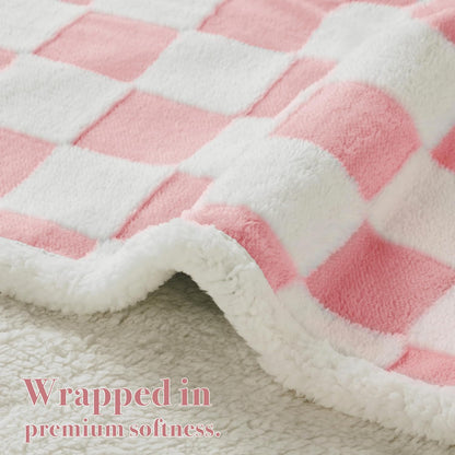 Checkered Dog Blanket, Pink Jacquard Sherpa Blankets for Small Dog and Cats, Cute Aesthetic Style Fluffy Fleece Pets Blanket for Couch Protection Washable, 25"x35"