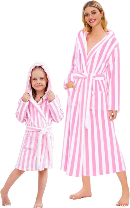 Girls & Women Fleece Hooded Robes, Soft Fuzzy Bathrobe Warm Plush Fluffy Bath Robe for Kids Womens