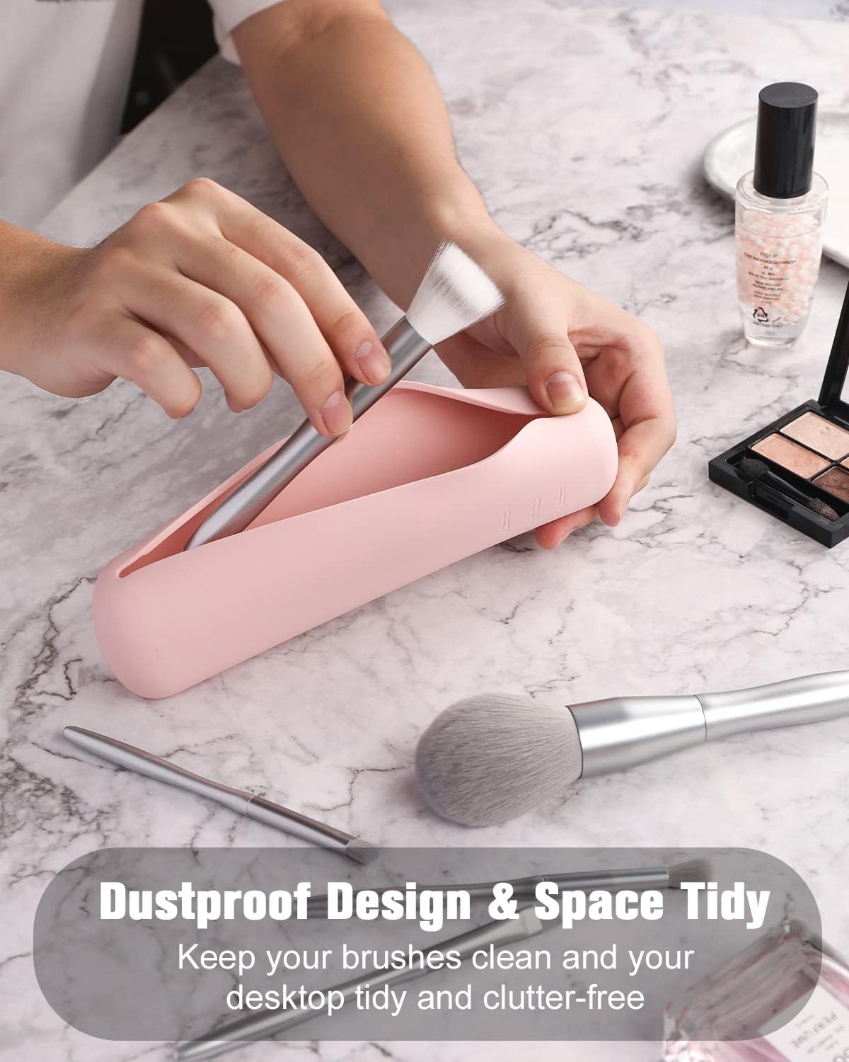 Large Travel Makeup Brush Holder, Magnetic Anti-fall Out Silicon Portable Cosmetic Face Brushes Holder, Soft and Sleek Makeup Tools Organizer for Travel- (8.27 * 2.36 * 1.57)