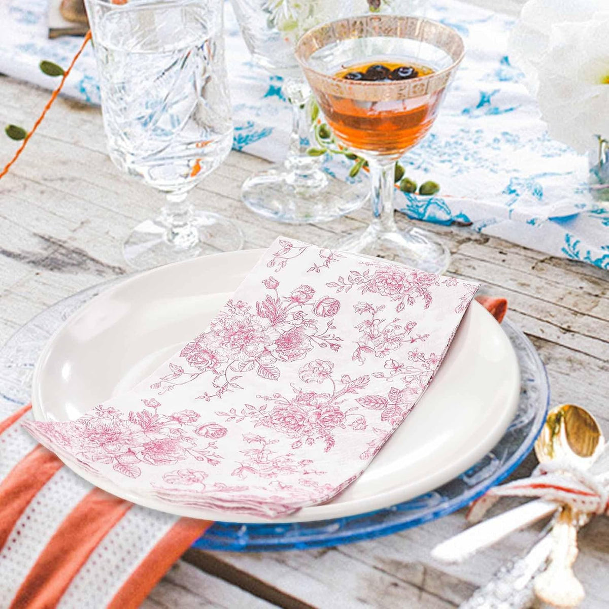 100 Pcs Pink Floral Dinner Napkins 3-Ply Flower Paper Napkins Disposable Guest Hand Towels for Bathroom Dinner Wedding Baby Shower Party Floral Guest Bathroom Napkins