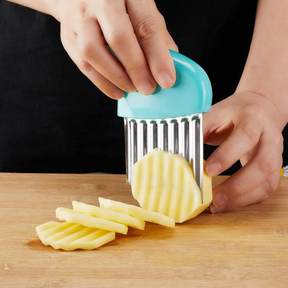 Crinkle Cutter, Stainless Steel Waffle Fry Cutter, Wavy Chopper for Veggies Potato Carrots Butter Lettuce, 2 PCS(Pink and Blue)