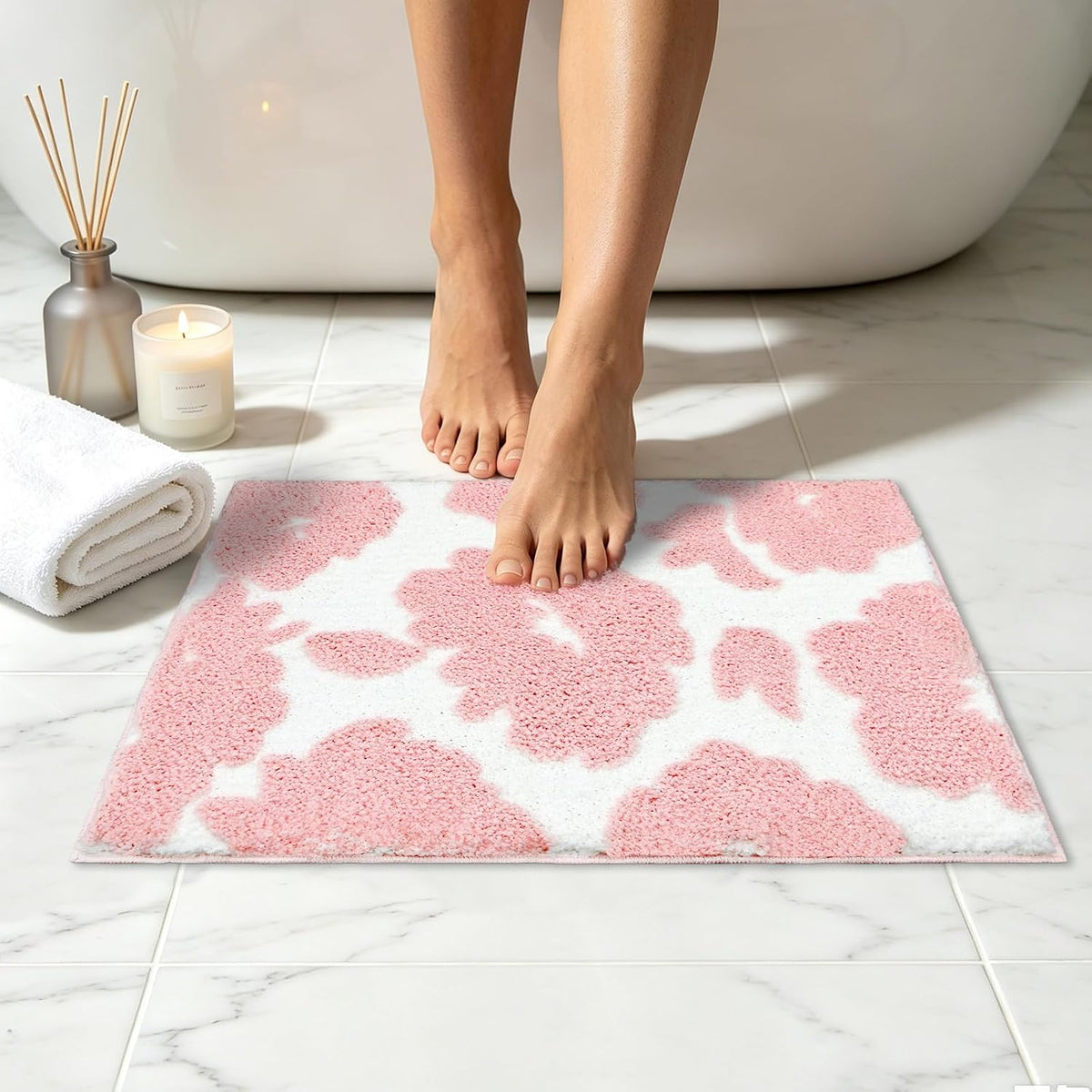 Pink and White Bathroom Rug, Tufted Flower Bath Mat for Bathroom with Non Slip TPR Backing, Quick Dry Microfiber Surface, Soft and Super Water Absorbent Bath Rug, 24x16Inch