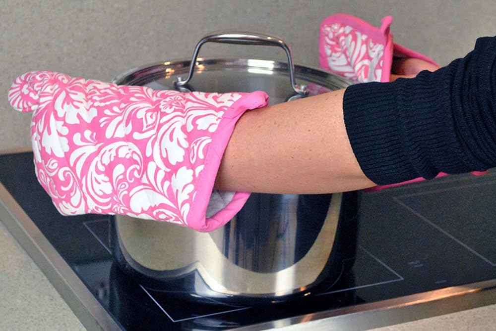 Quilted Kitchen Oven Mitt & Potholder Set, Hanging Loop for Convenient Storage, OM 6.5x12/PH 8x8.5, Pink Damask Print, 2 Piece
